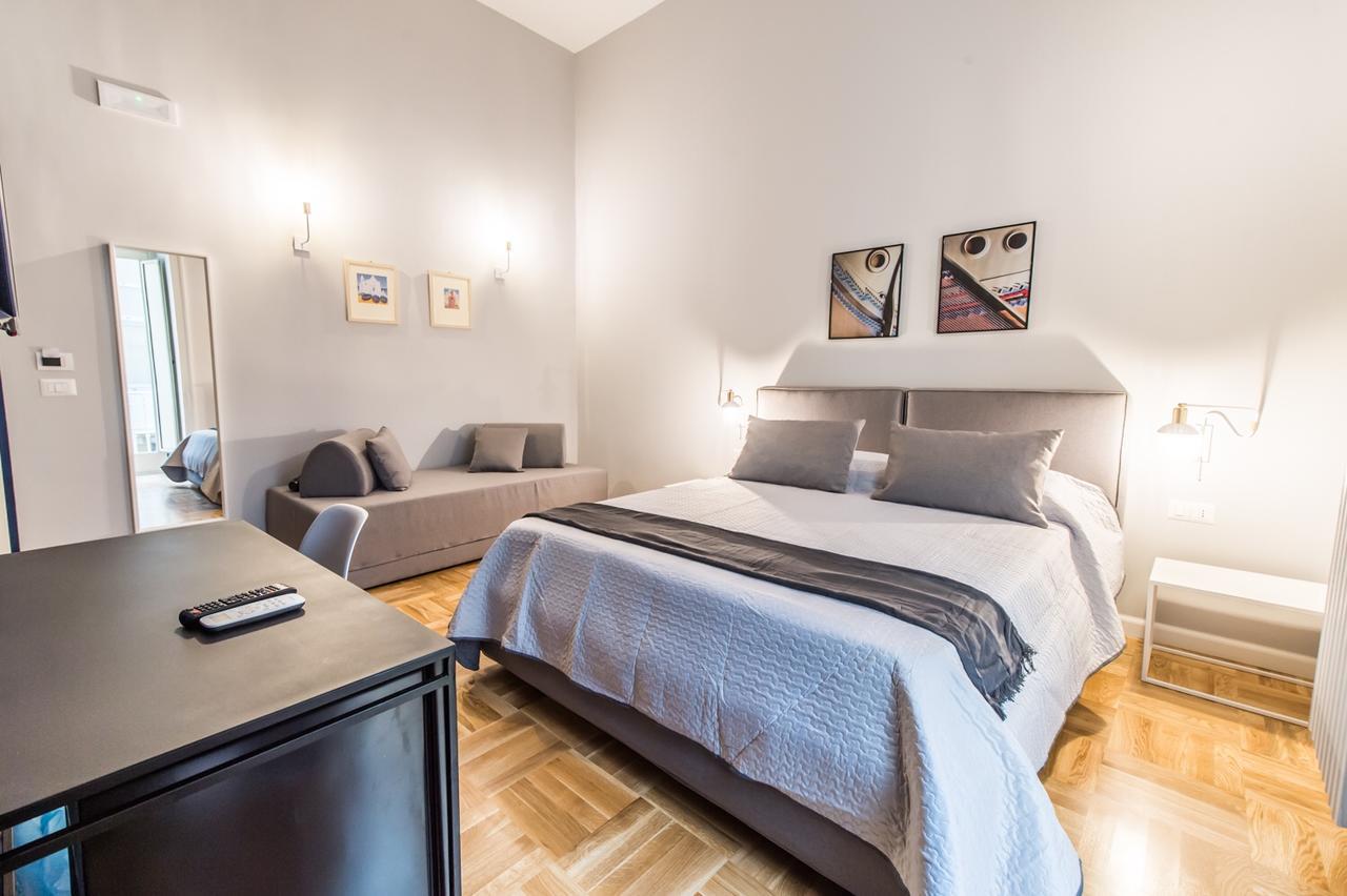 Dama Suite Napoli Esterno foto