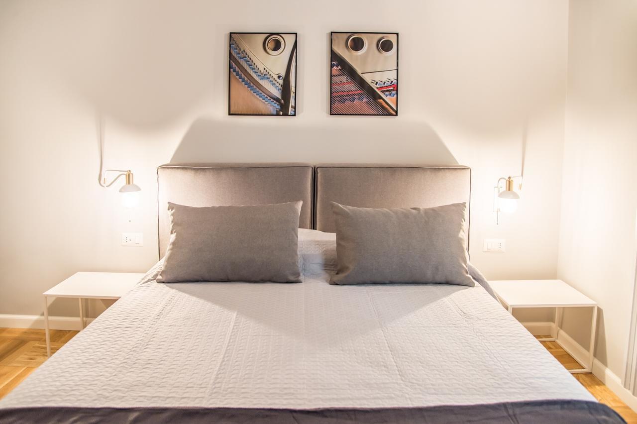 Dama Suite Napoli Esterno foto